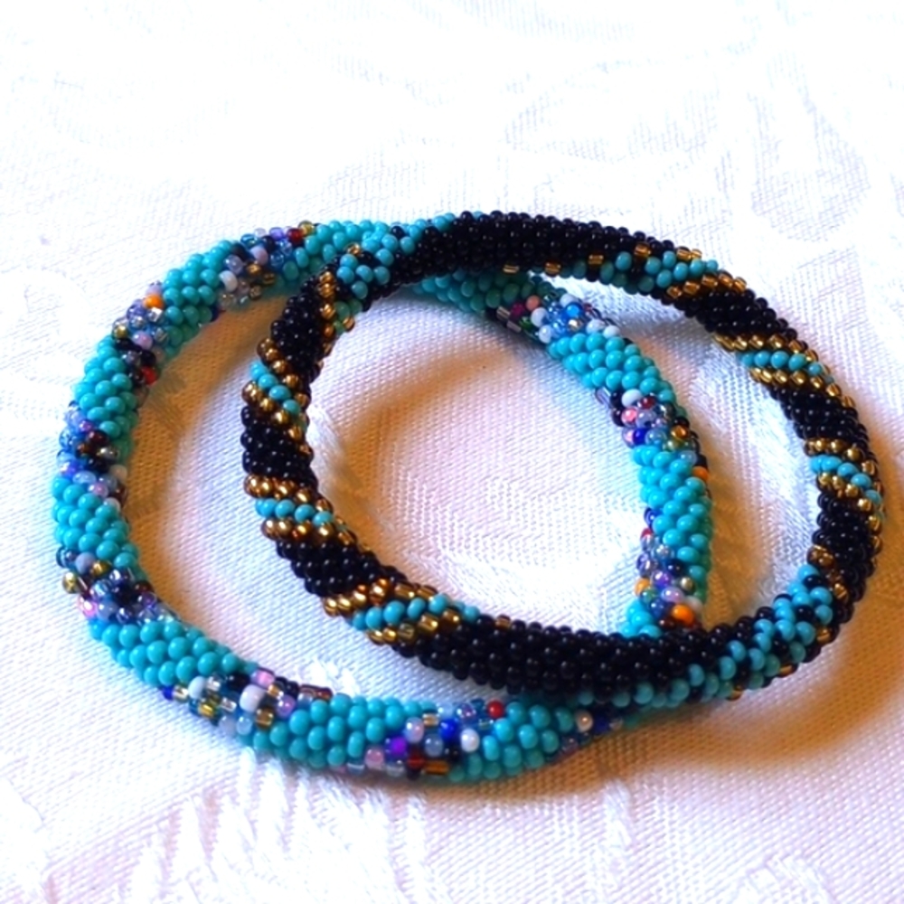 HAND CRAFTED Glass Beaded Roll On Bracelets (set of 2) Black Turquoise Confetti